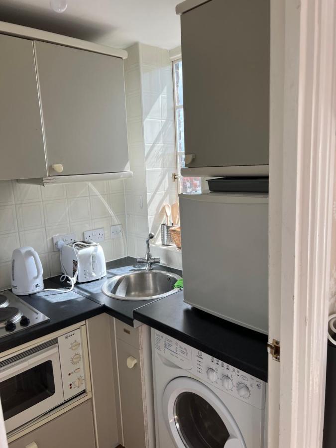 Apartment Super Located In South Ken At Chelsea Cloister *