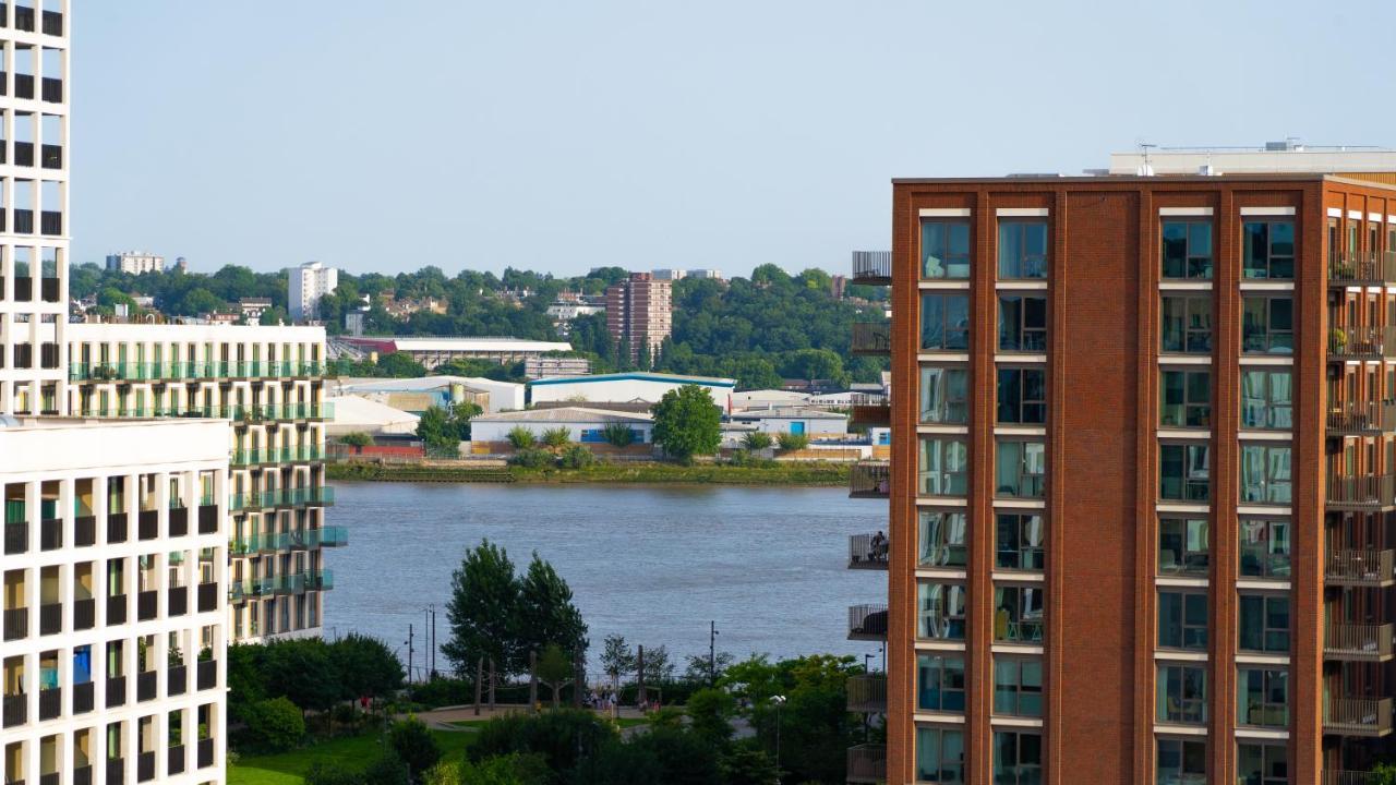 Royal Wharf - 1 Bed - Balcony - River & City View Apartamento *