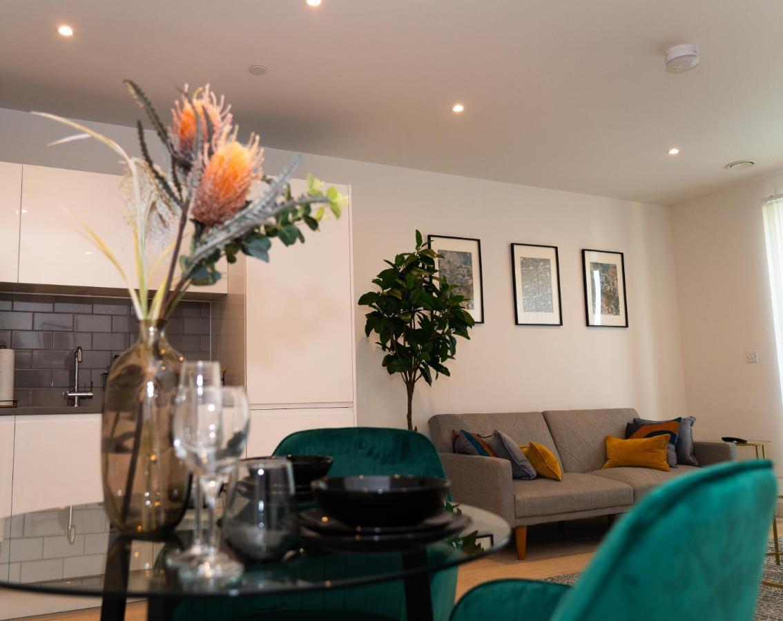 Apartamento Royal Wharf - 1 Bed - Balcony - River & City View Londres