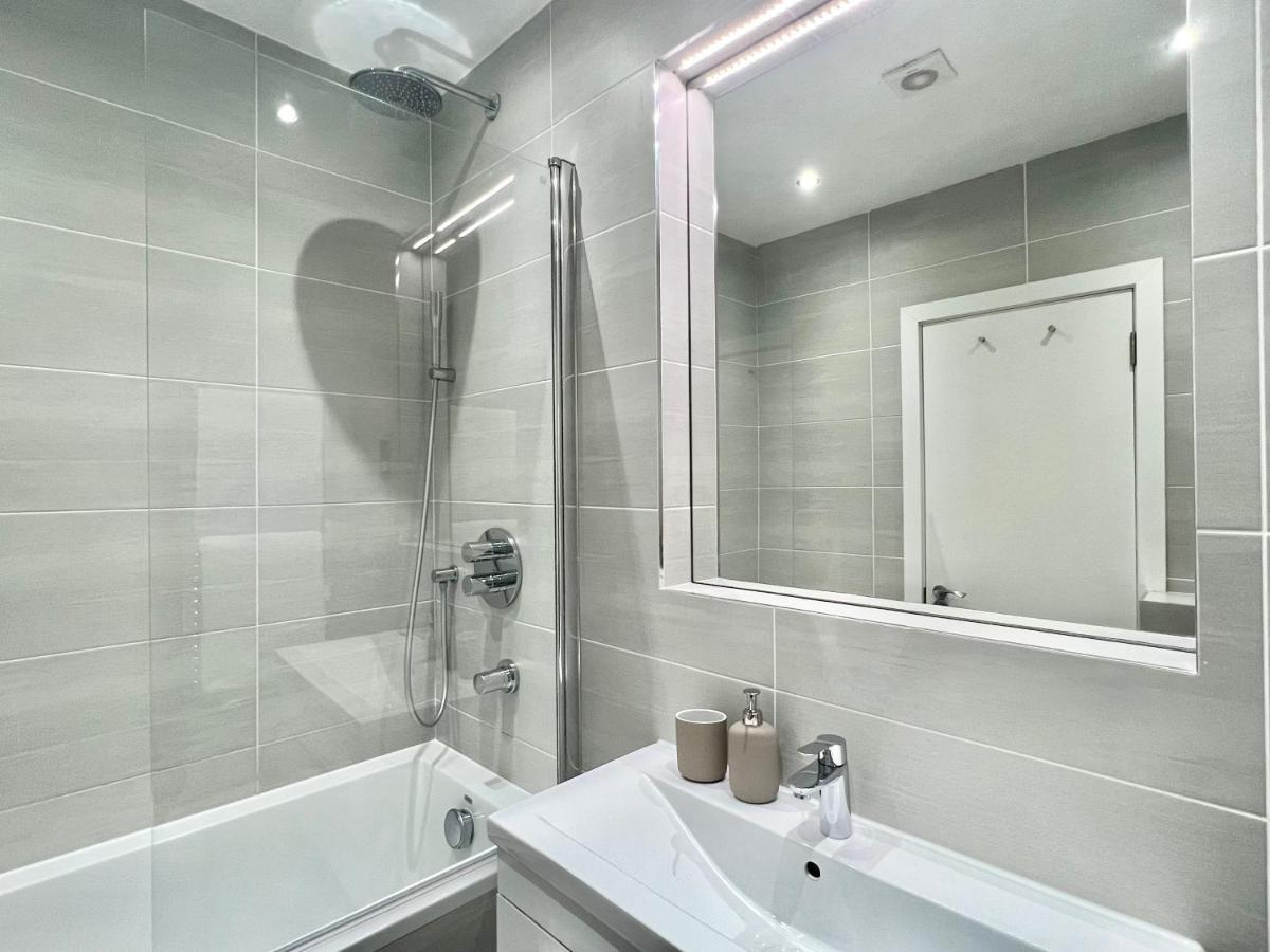 2 Bedroom In South Hampstead Apartamento