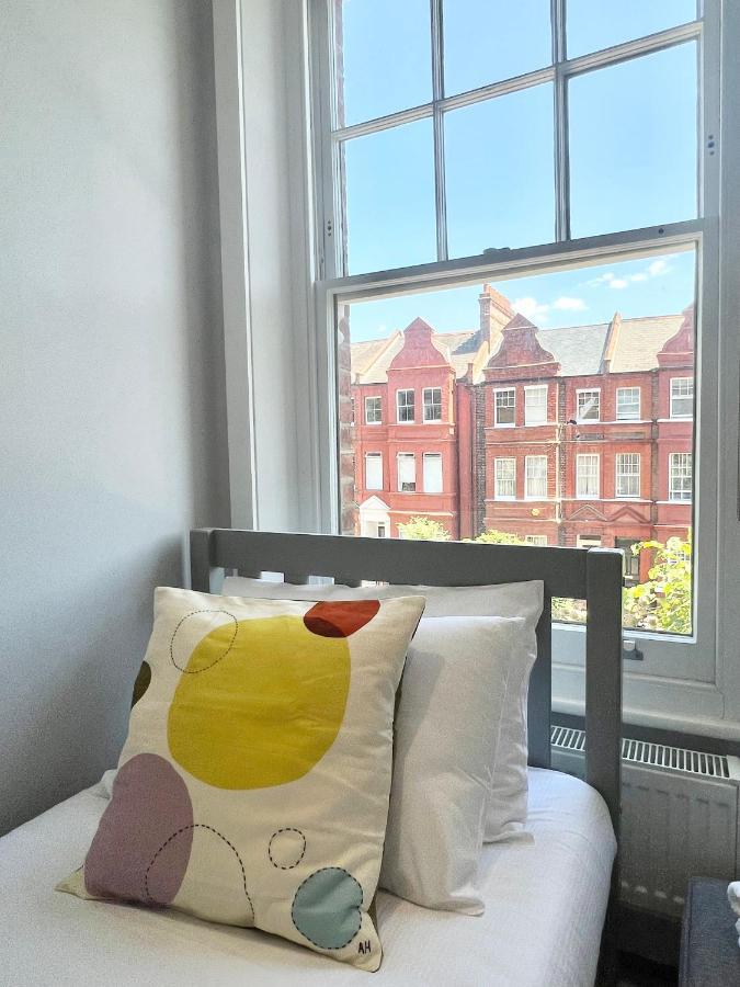 Apartamento 2 Bedroom In South Hampstead Londres