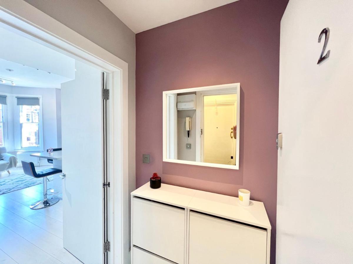 2 Bedroom In South Hampstead Apartamento