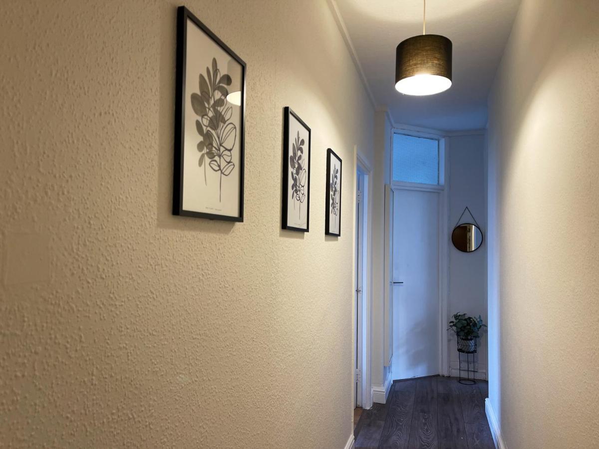 Lisa's Place Near Kings Cross - 2 Double Beds, 1 Sofa Bed, Great Location, Ideal For Families Apartment London