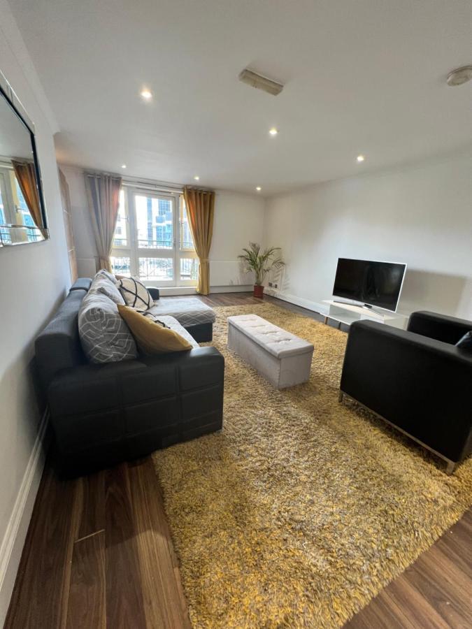 Flo Apartment London