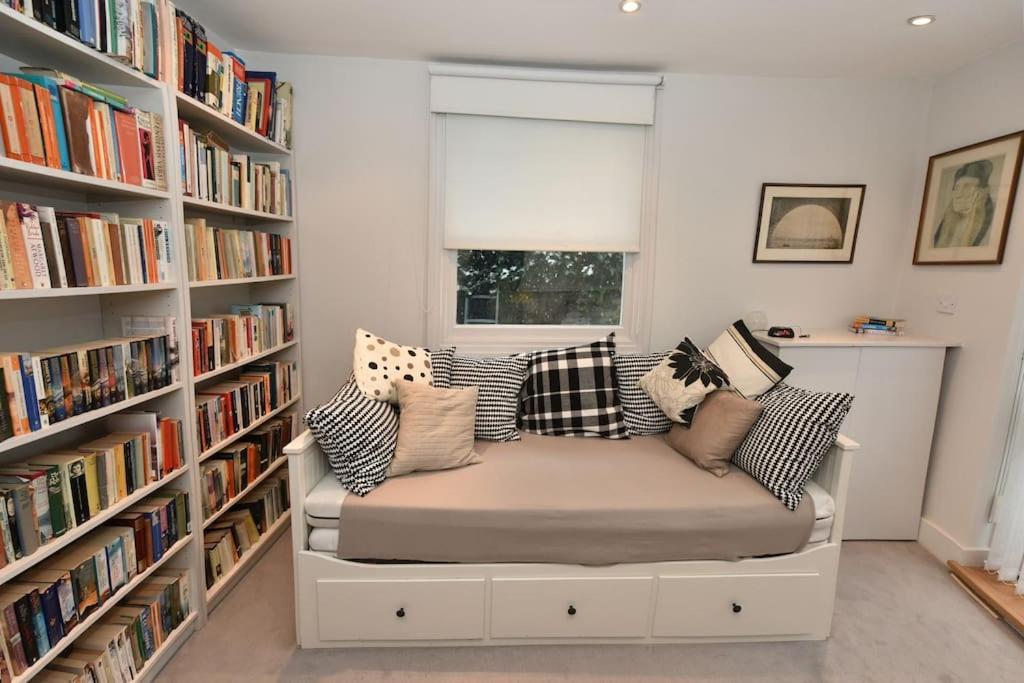 Pooters London, Elegant Townhouse, Very * London