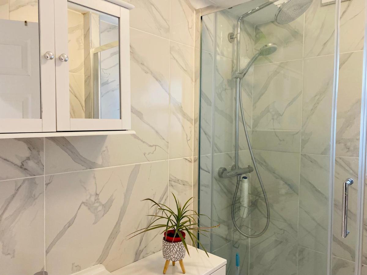 1 Near * London