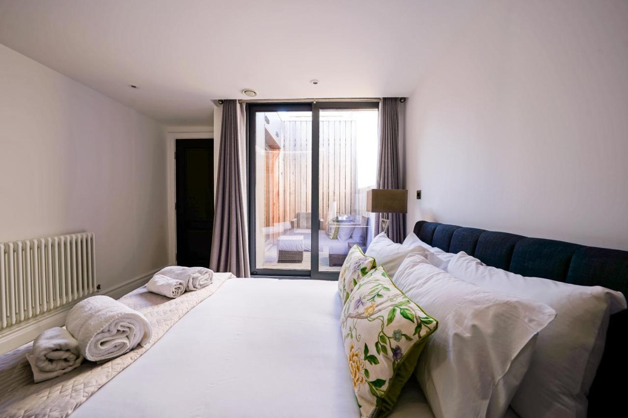 Contemporary High Street Kensington Appartement