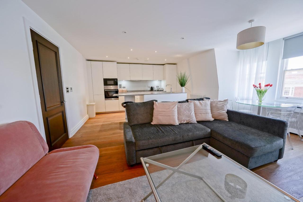 Contemporary High Street Kensington Appartement