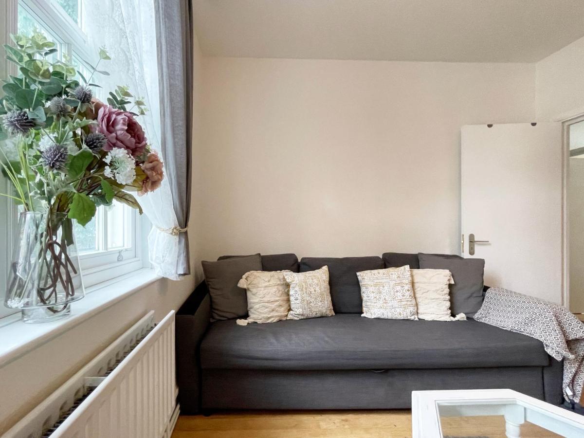 Apartment Lisa's Place Near Kings Cross - 2 Double Beds, 1 Sofa Bed, Great Location, Ideal For Families