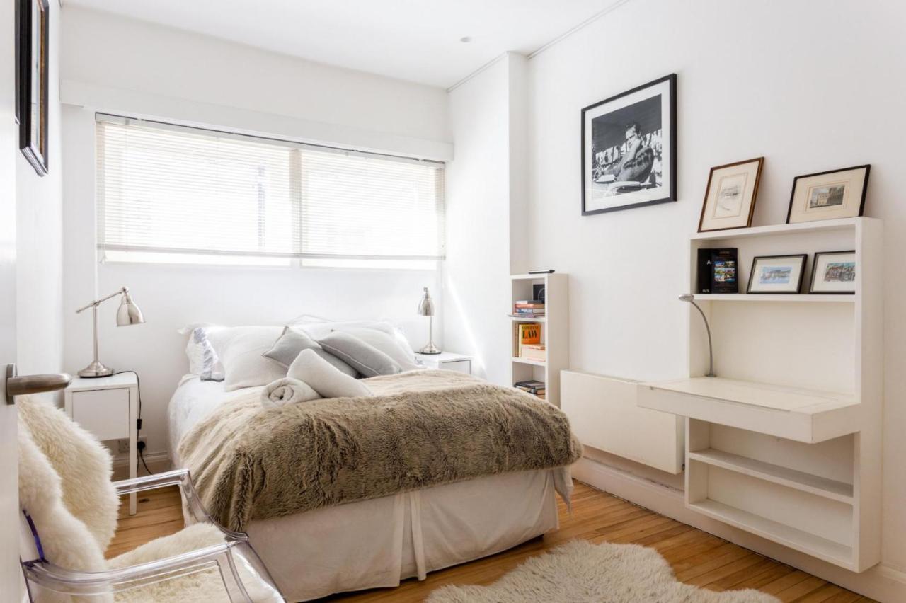 New Stunning 5bd Mews House Holiday home London