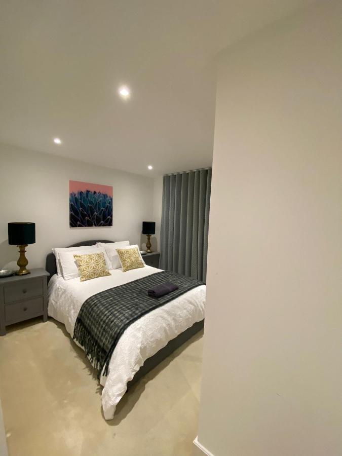 Fabulous 2 Bed In Vauxhall Londen