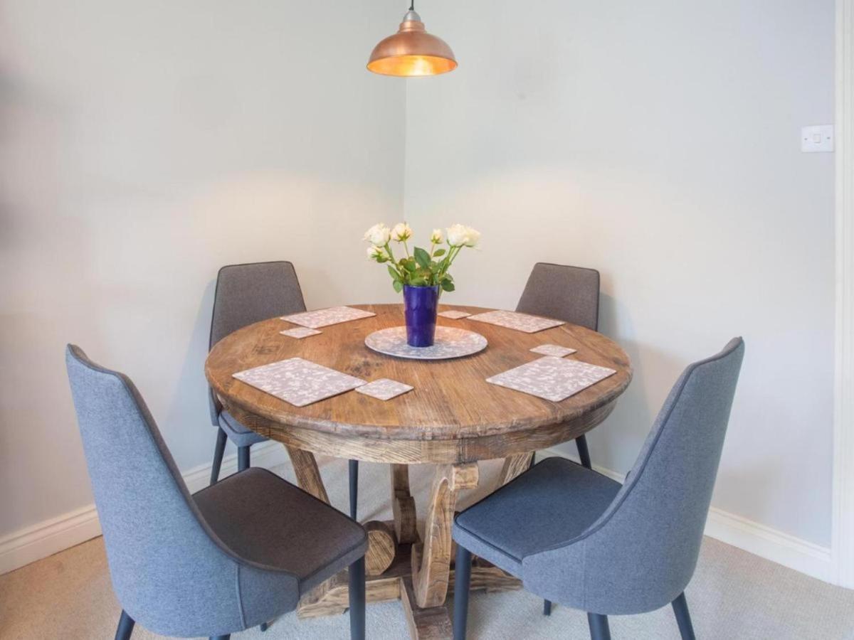 Sunny And Bright 1 Bed In Apartment London