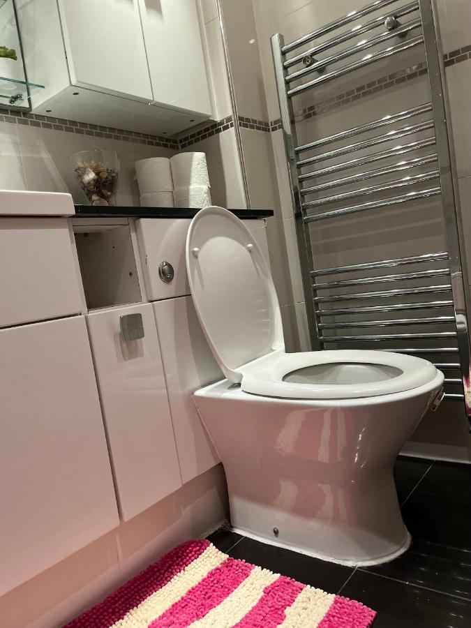 Stunning 1 Bedroom In Stunning Location - Mayfair Area Appartement Londen