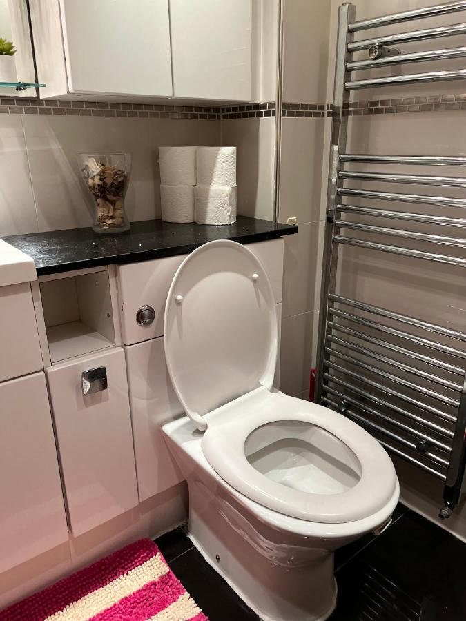 Stunning 1 Bedroom In Stunning Location - Mayfair Area Appartement Londen