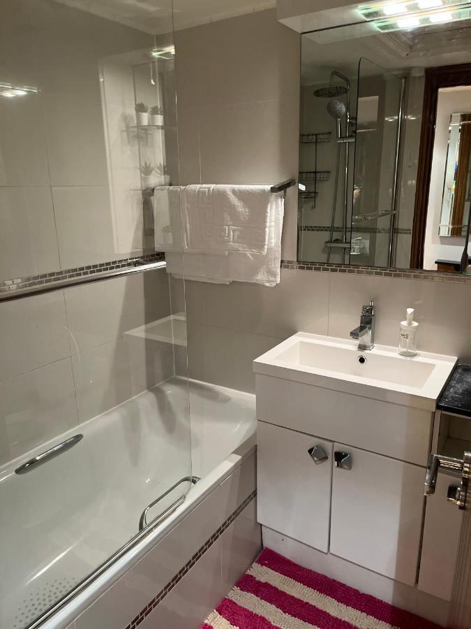 Appartement Stunning 1 Bedroom In Stunning Location - Mayfair Area Londen