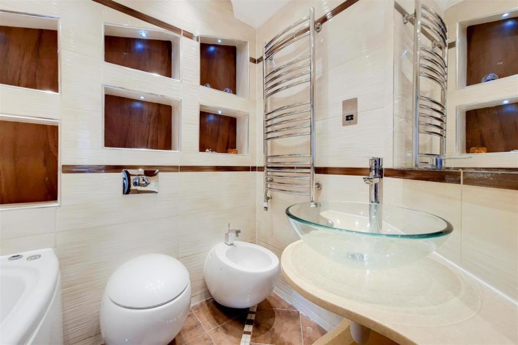Stanhope Terrace Apartment London