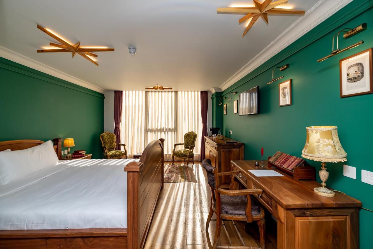 Hotel Limehouse Library Londen