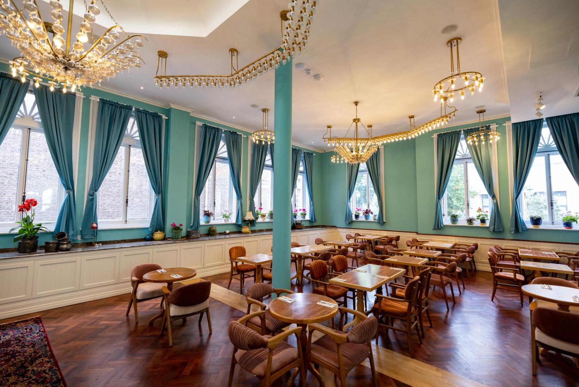 Hotel Limehouse Library Londen