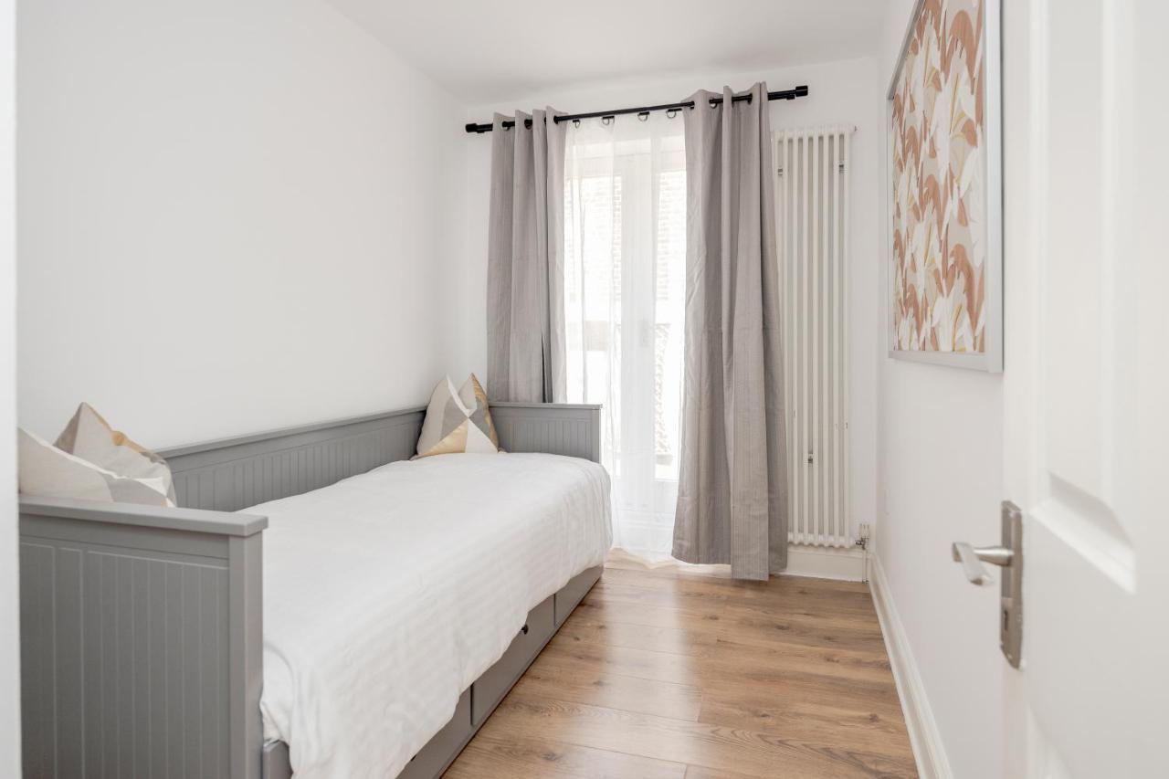 Apartment Elegant 3bed In Kensington Olympia *