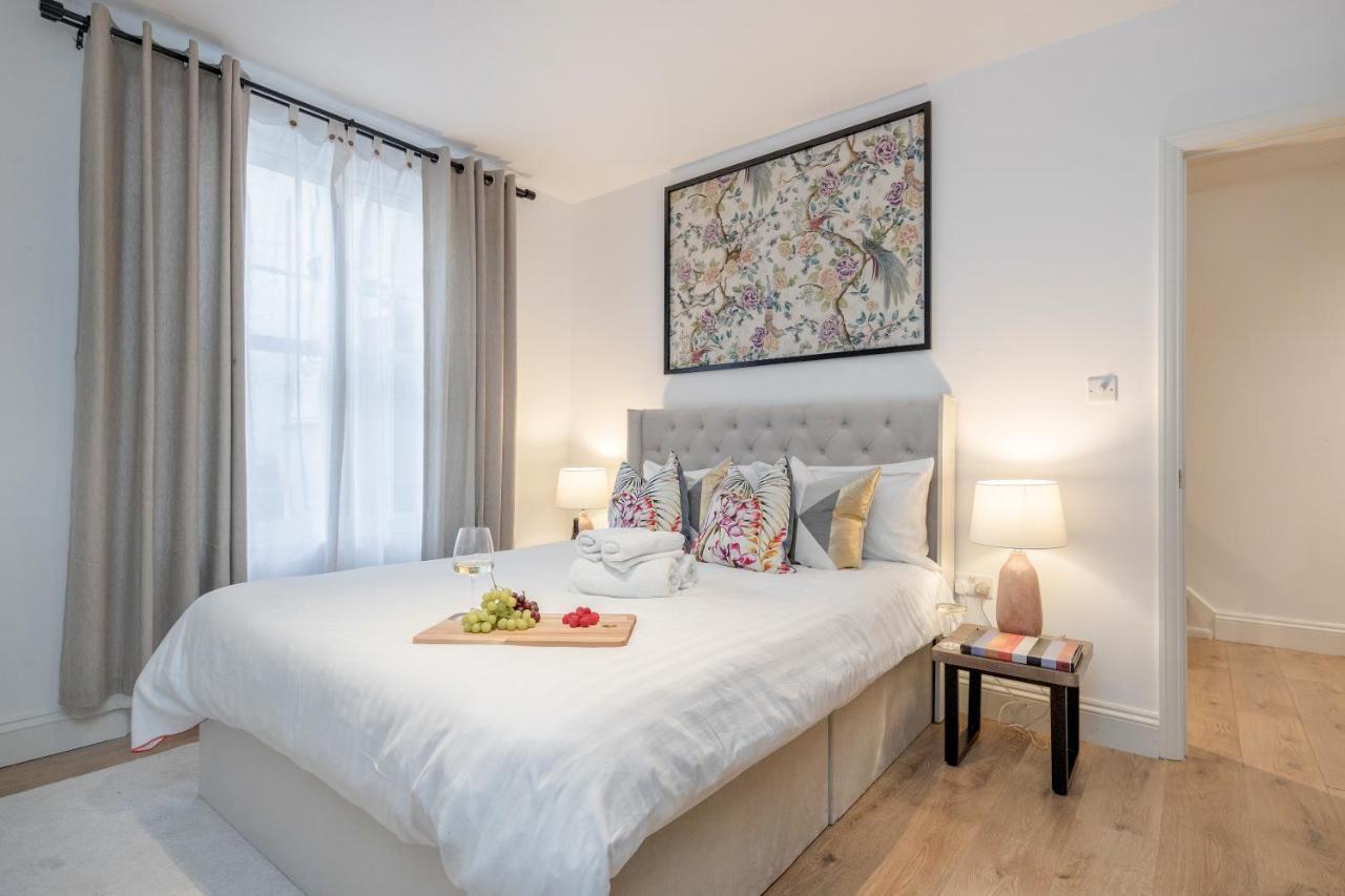 Elegant 3bed In Kensington Olympia Apartment London