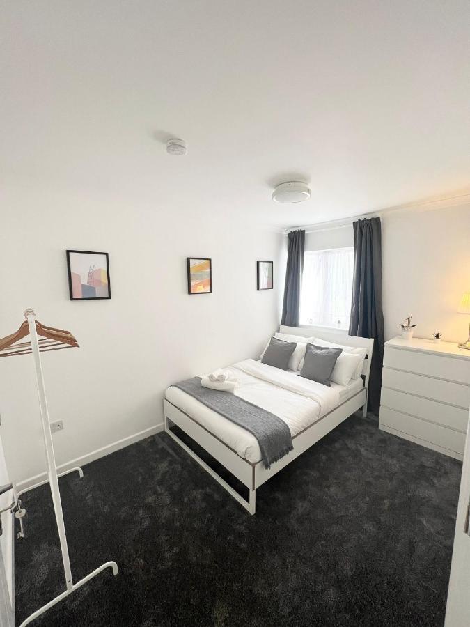 Stunning Flat In Greater Guest house