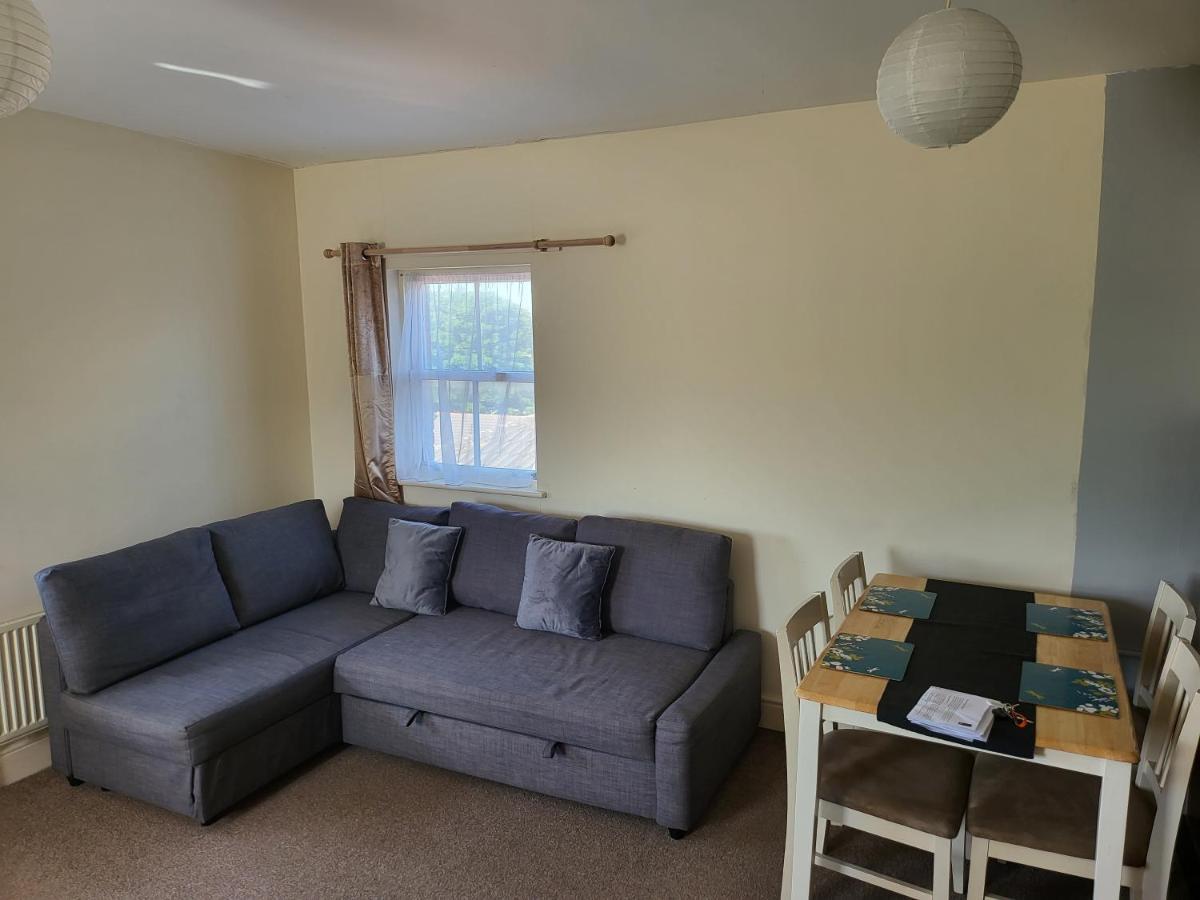 Appartement Spacious Neat Penthouse With Great View In