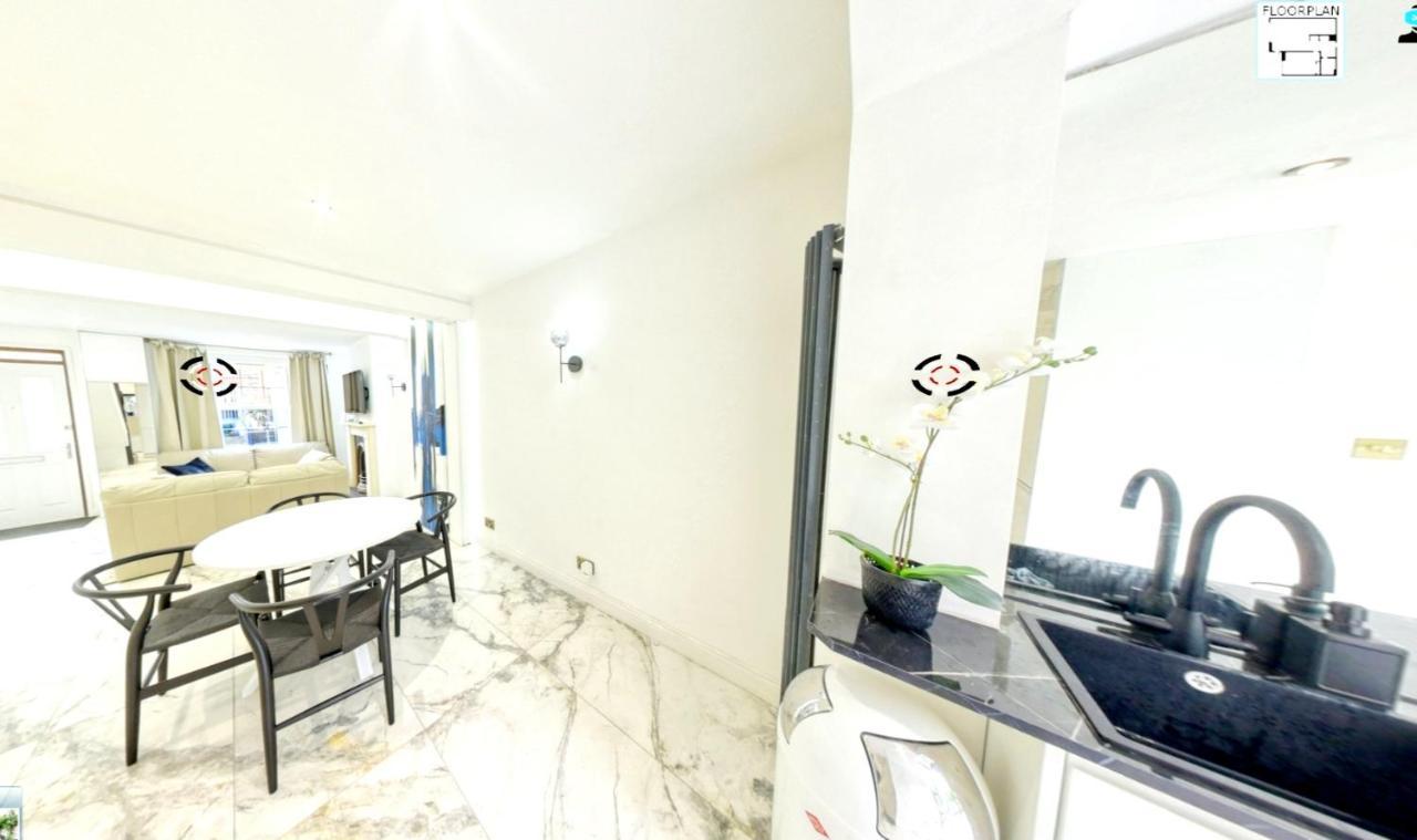 Charming 2-bed House In *