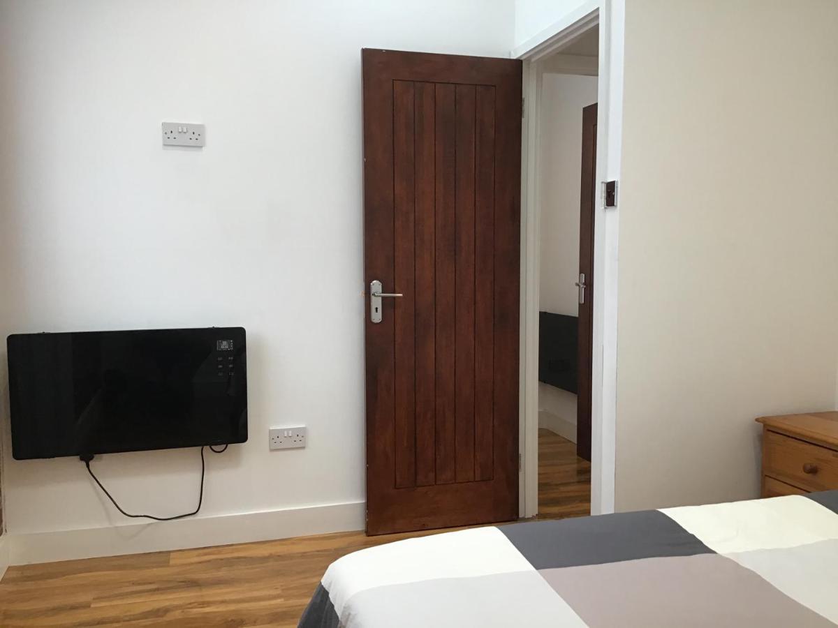 Residential Quarters, The Bungalow - Shooters Hill Holiday home