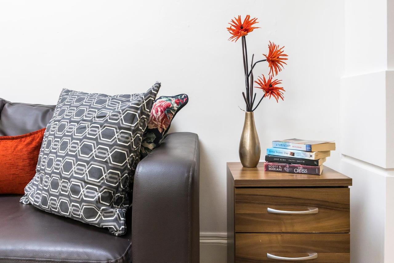 Verv Islington Guest house