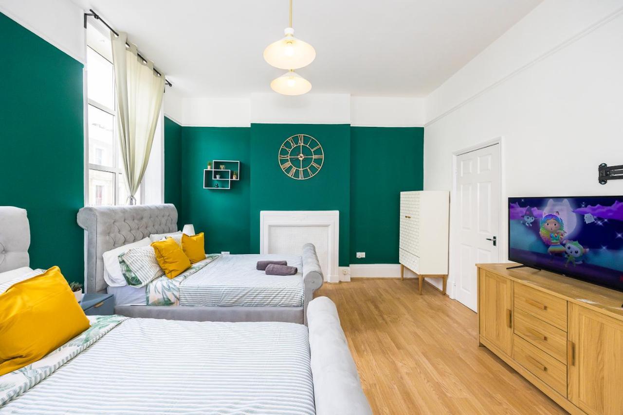 Pimlico Hub * London