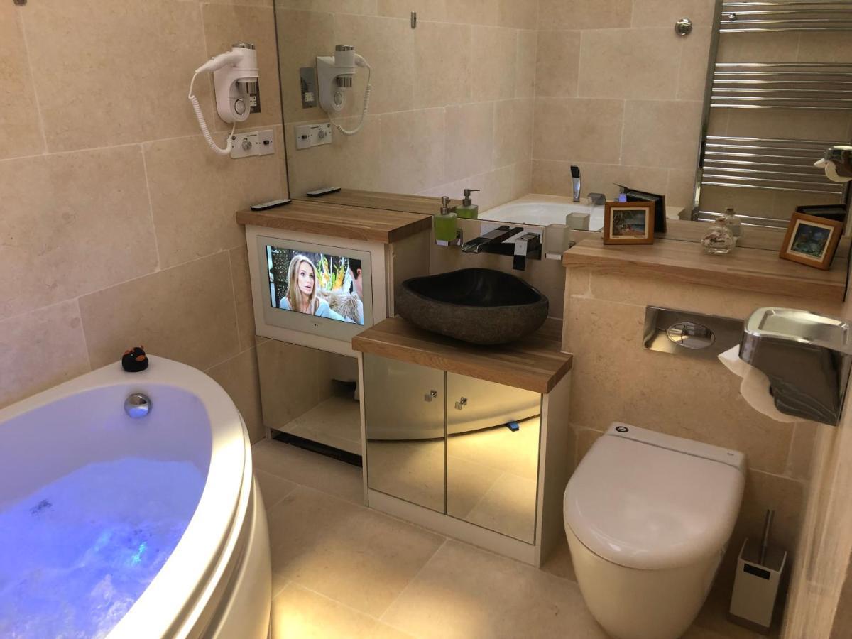 Laconic & Modern Close To Canary Wharf Appartement Londen