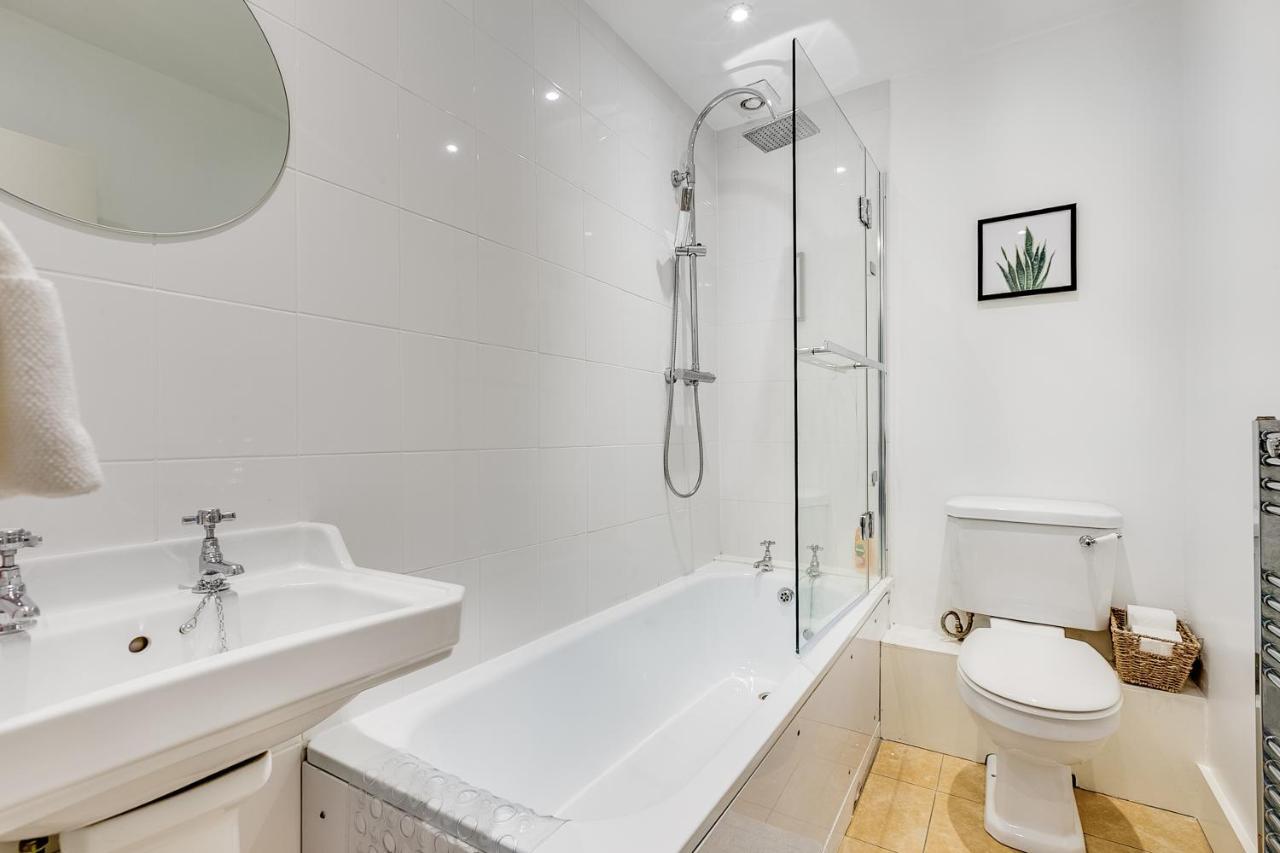 Apartment Modern 2 Bed In Central London, Kensington