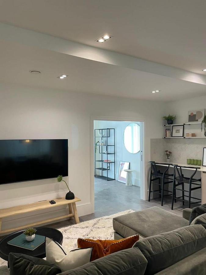 Brand New 3-bedroom In Apartment