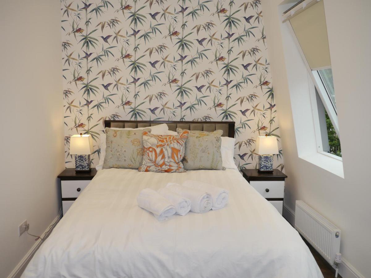 64 Avonmore Olympia Kensington Boutique London