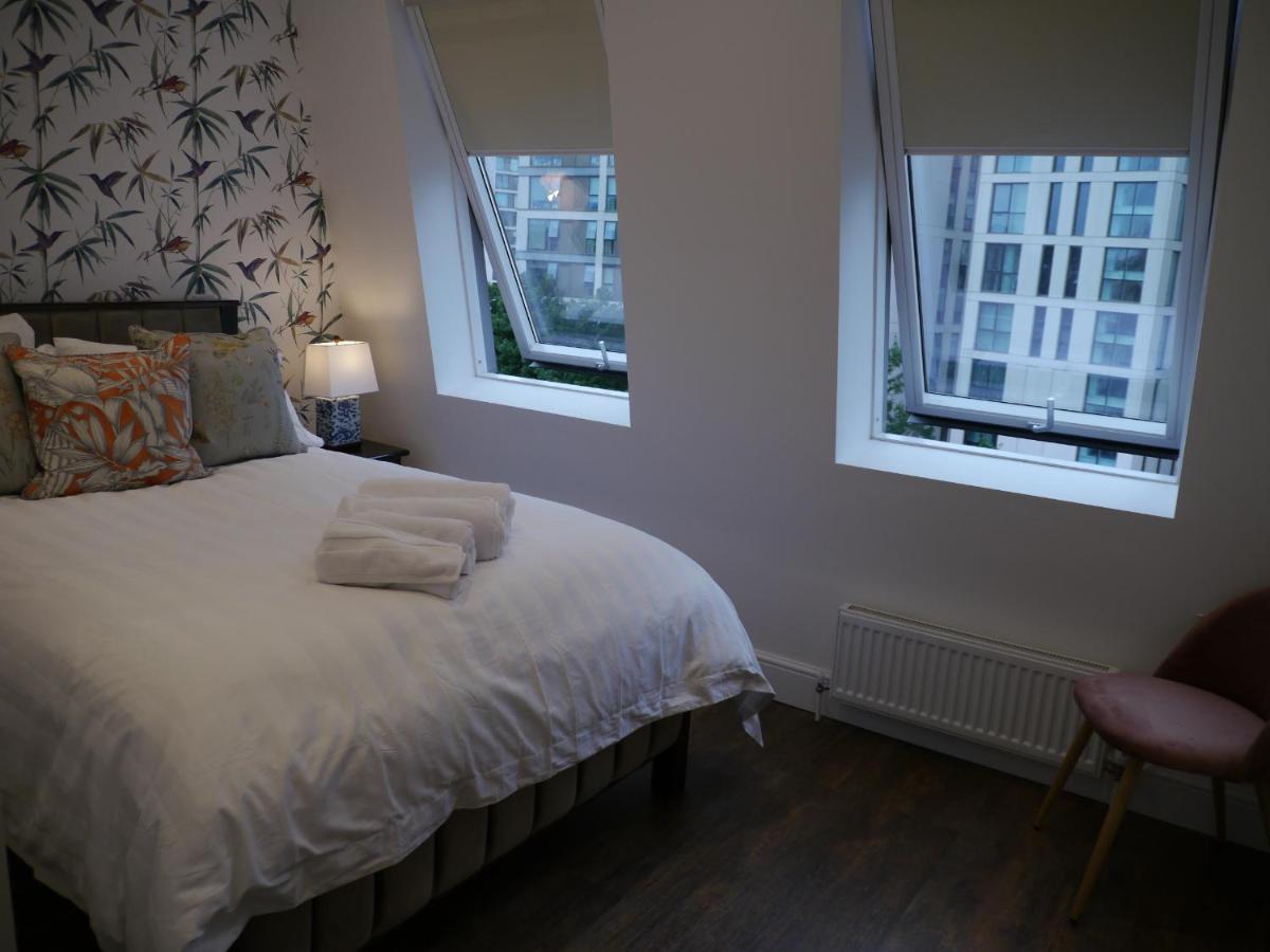 64 Avonmore Olympia Kensington Boutique *