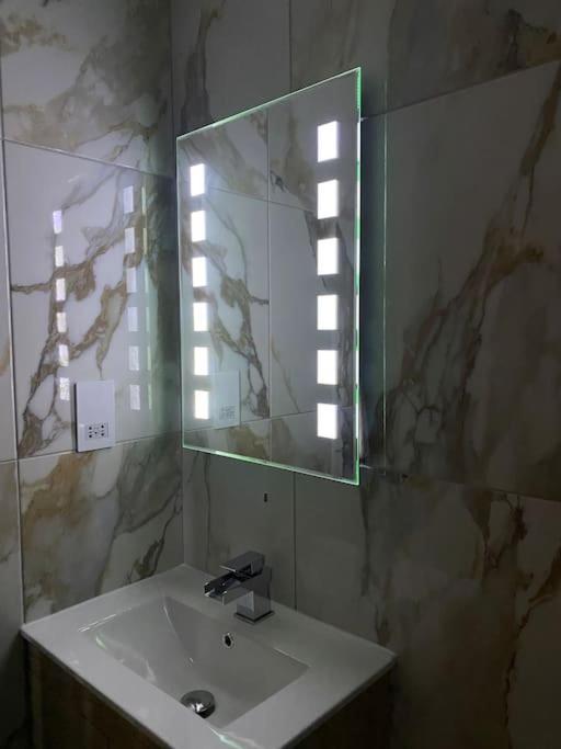 Appartement Golders Green Luxury Flat Londen