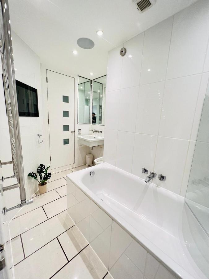 Crawford Street Apartment London