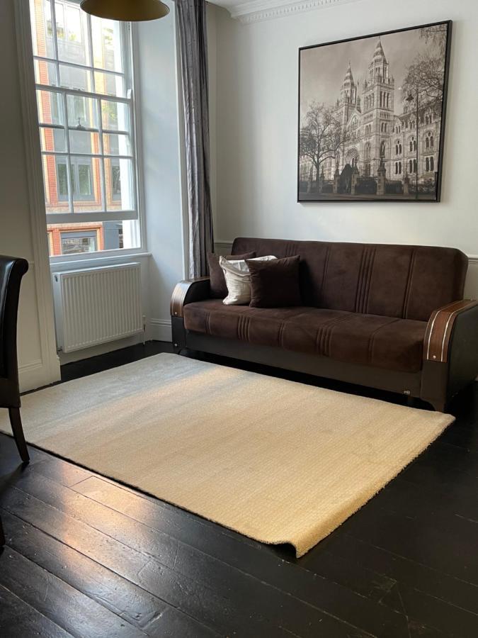 93 Charlotte Apartamento *