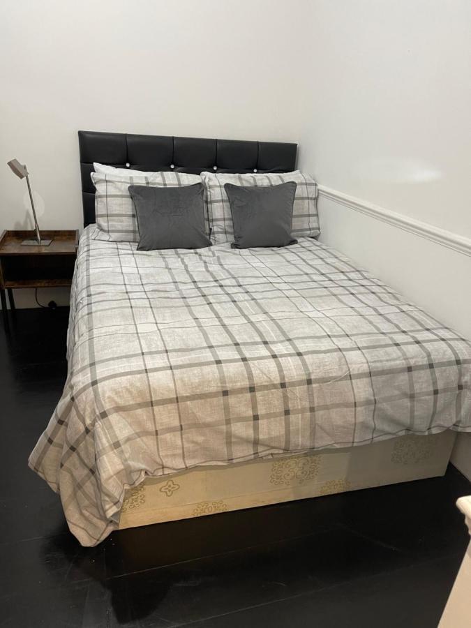 93 Charlotte Apartamento *