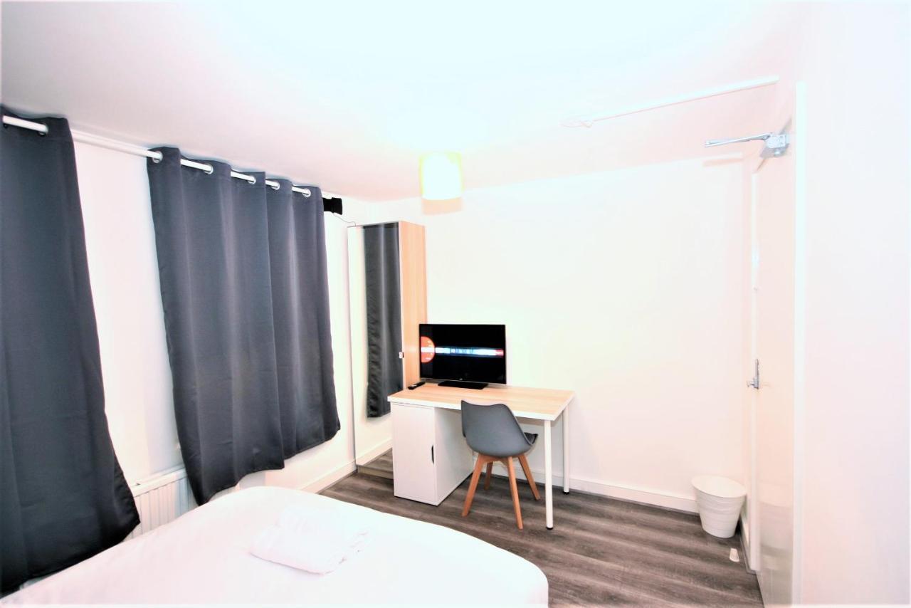 The Aldgate Pensión 3*