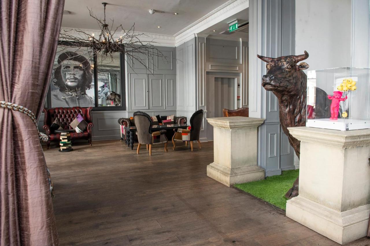 The Exhibitionist 5* Londen