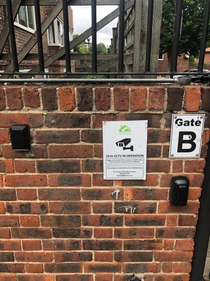 Apartment Blackgate