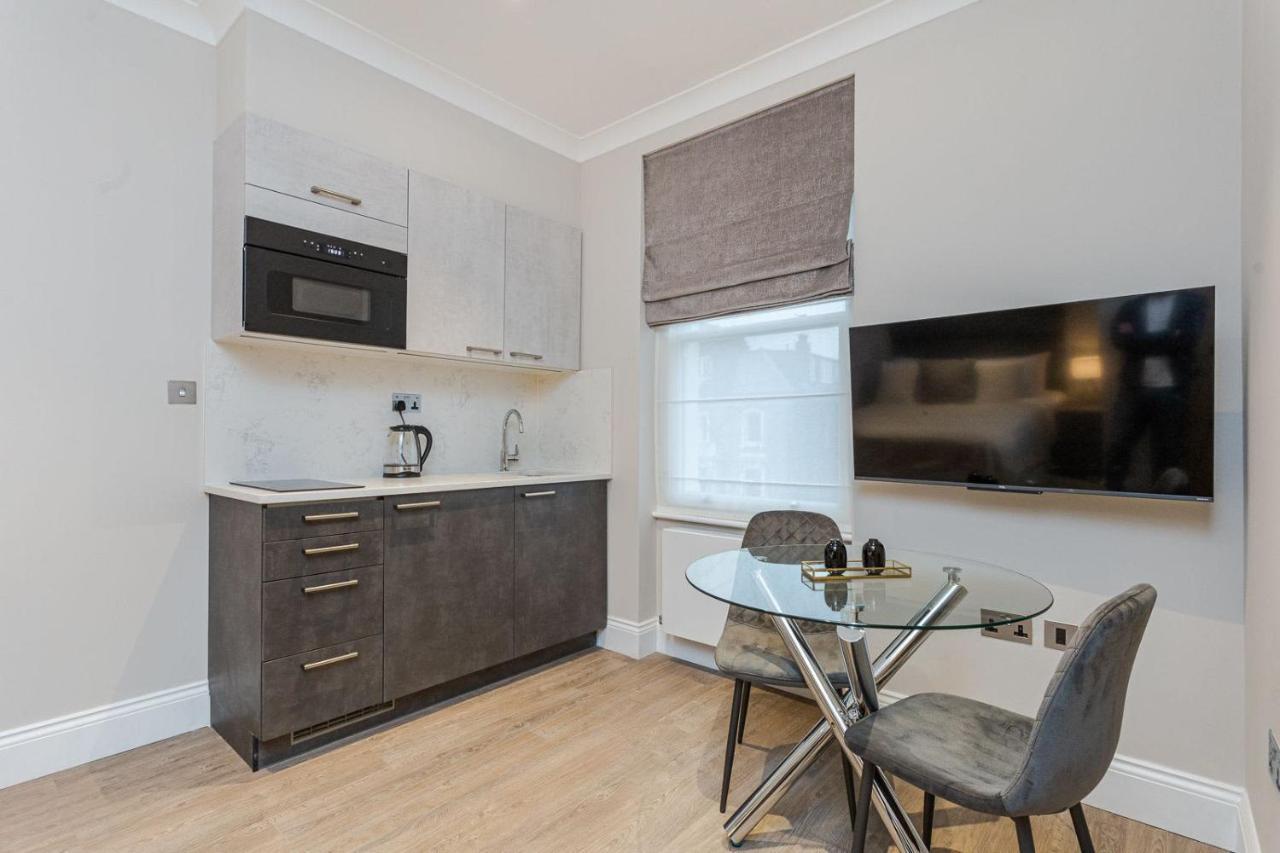 Apartment Redcliffe Gardens