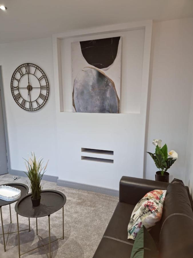 Remarkable 3-bed In Appartement Londen