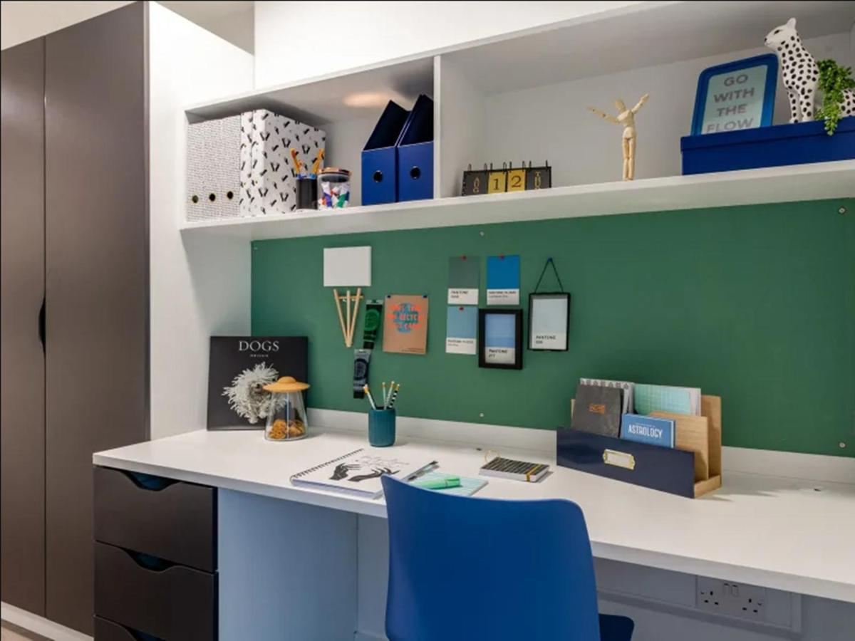 Modern Rooms In Wembley, Sk Gasthuis *