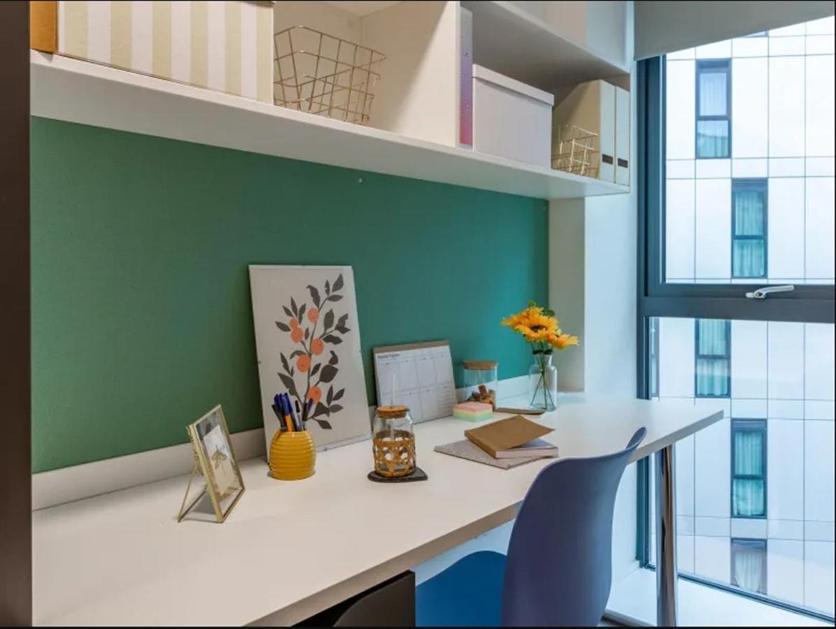 Modern Rooms In Wembley, Sk Gasthuis *