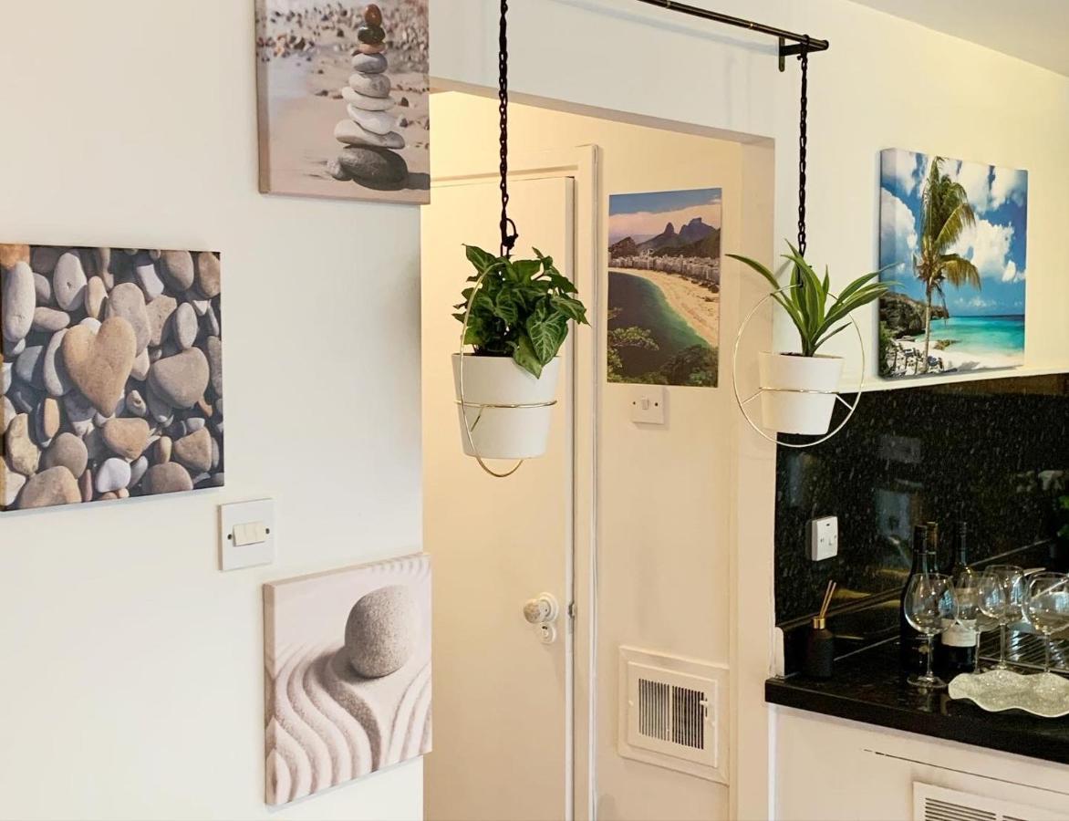 Appartement Garden Beautiful Cozy Flat , Recent Decorated. Londen