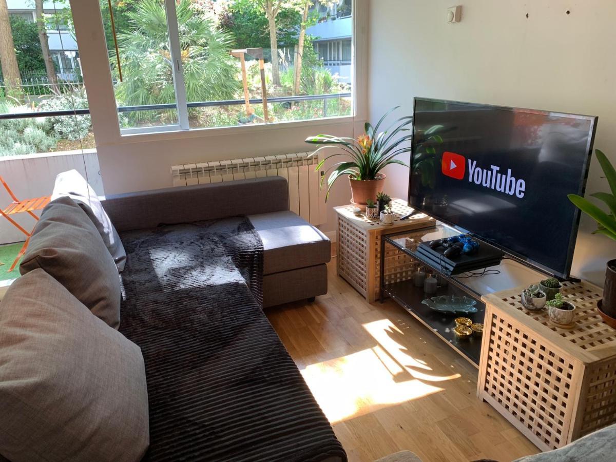 Garden Beautiful Cozy Flat , Recent Decorated. Appartement Londen
