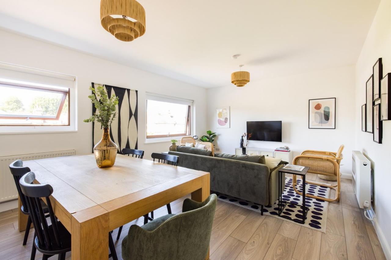 The Finchley Bolthole - Delightful 2bdr Flat * London