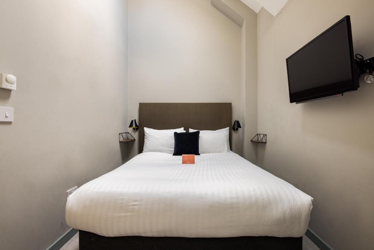 Towerbridge64 Hotel
